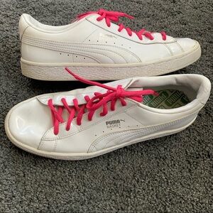 All White Puma Casual Sneaker Size 10 🌸
